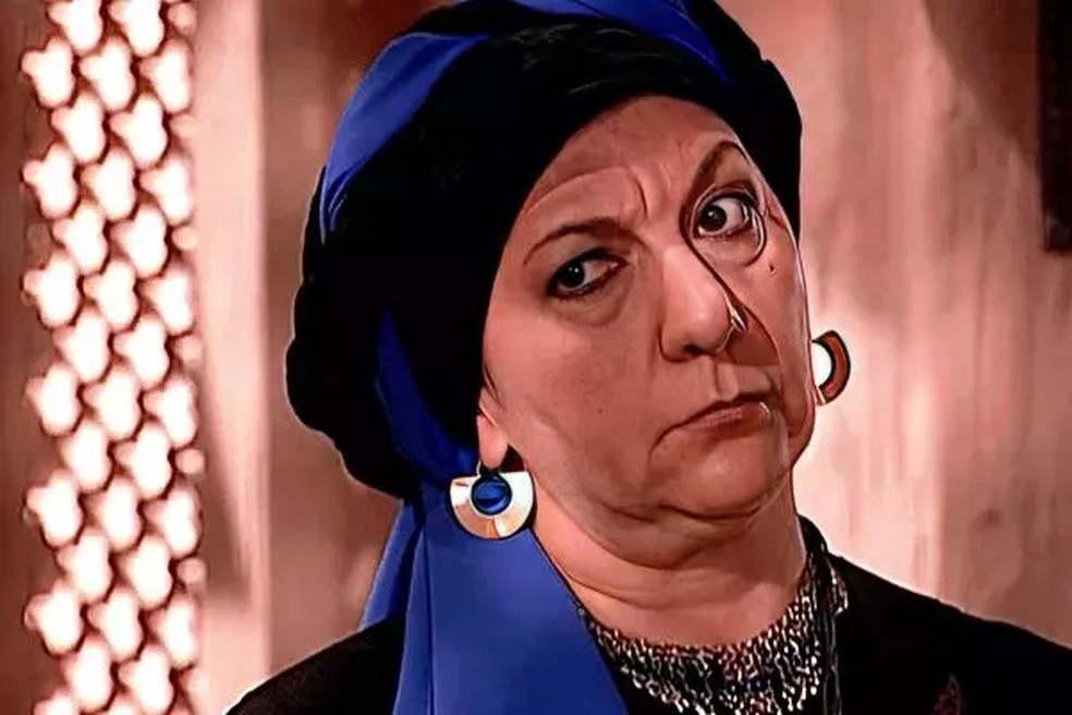 A atriz Jandira Martini, de 78 anos, na pele de Zoraide, da novela 'O Clone', da TV Globo. — Foto: Reprodução/Tv Globo