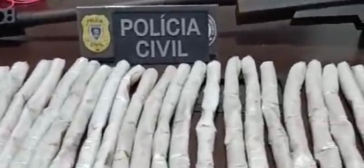 Polícia Civil apreende 70 bananas de dinamite no Sertão paraibano