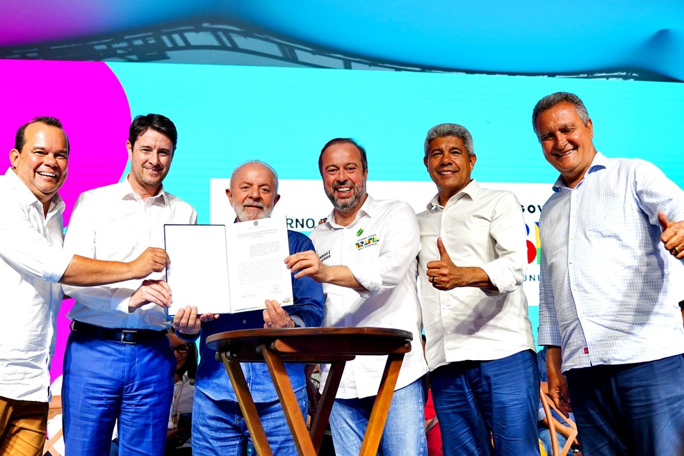 Assinada nova etapa do programa Luz para Todos na Bahia, em evento com Presidente Lula — Foto: Crédito: Tauan Alencar / MME