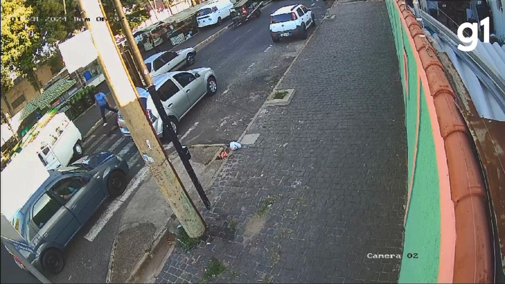 Fábio Eduardo fugiu após o crime — Foto: Câmera de Segurança/Reprodução