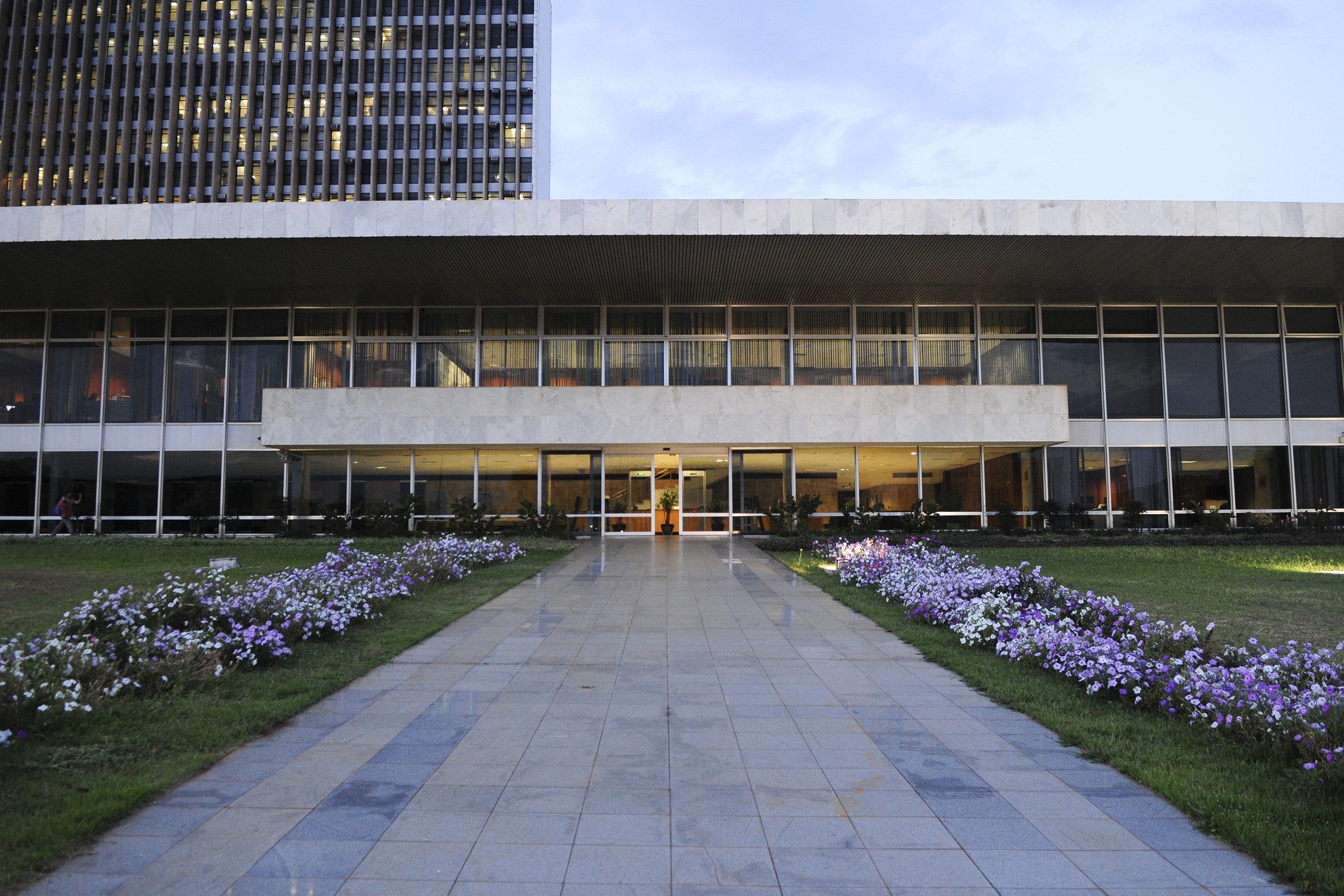 Secretários deixam cargos no DF; veja quem