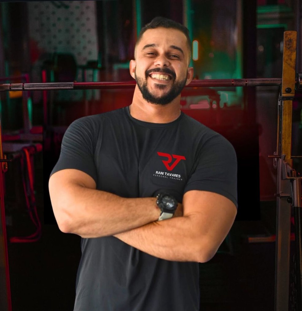 Personal trainer Rani Tavares é suspeito de agredir uma mulher dentro do condomínio — Foto: Reprodução/Redes Sociais