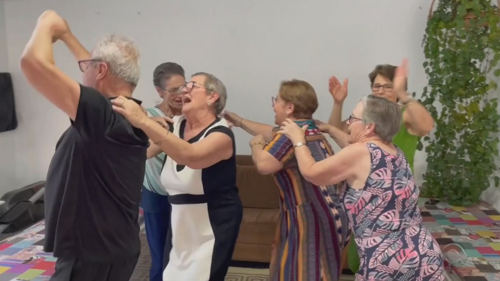 VÍDEO: grupo de idosos do RS faz sucesso na internet com quiz: 'faz 67 anos  que nos conhecemos', Rio Grande do Sul