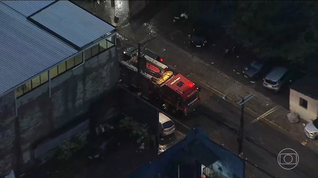 Bombeiros buscam duas pessoas desaparecidas após temporal em São Paulo