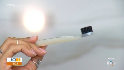 Escova de dente deve ser substituída a cada três meses, alerta dentista