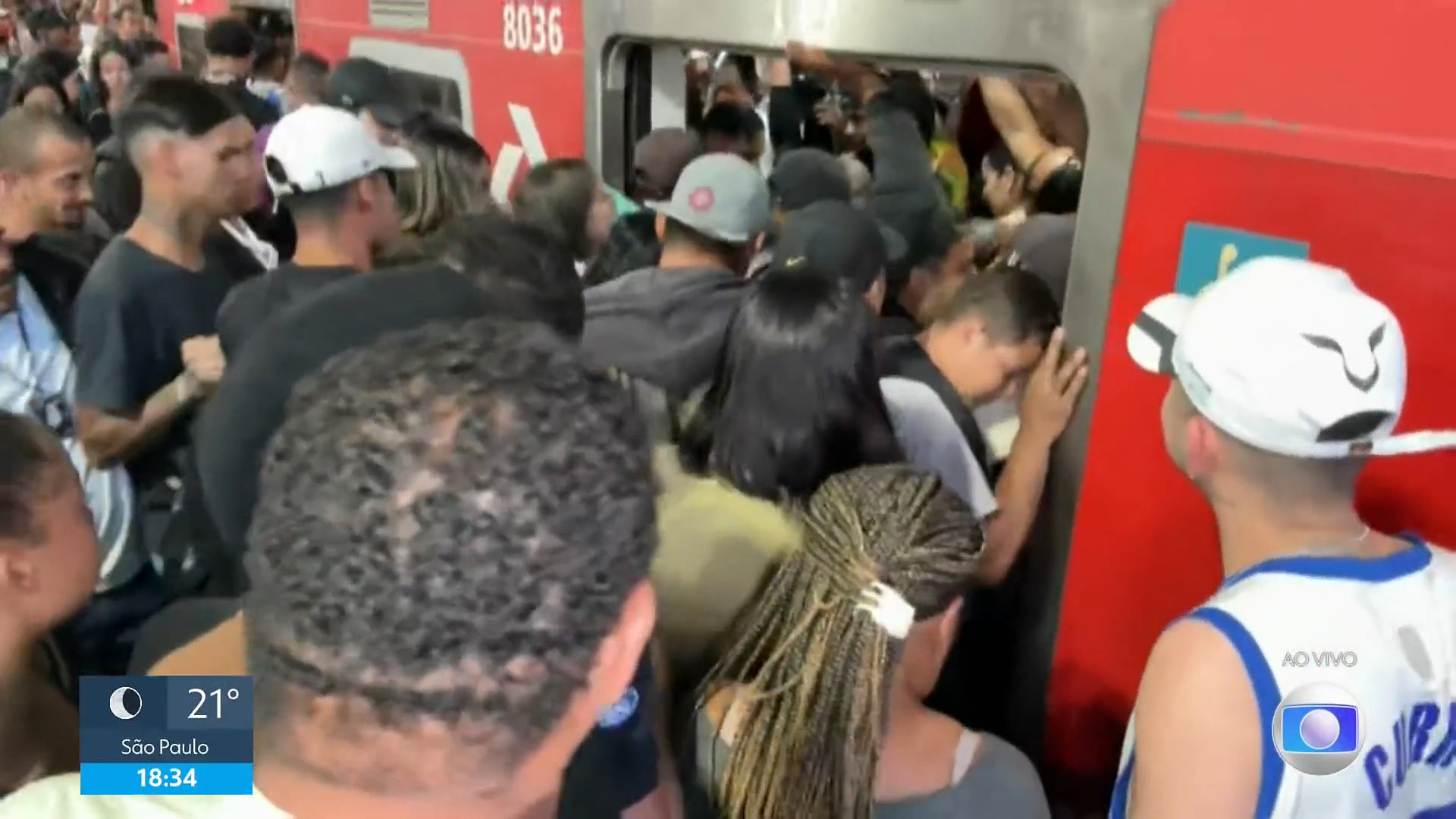 Falha elétrica provoca mais de 8 horas de transtornos na Linha 11-Coral da CPTM