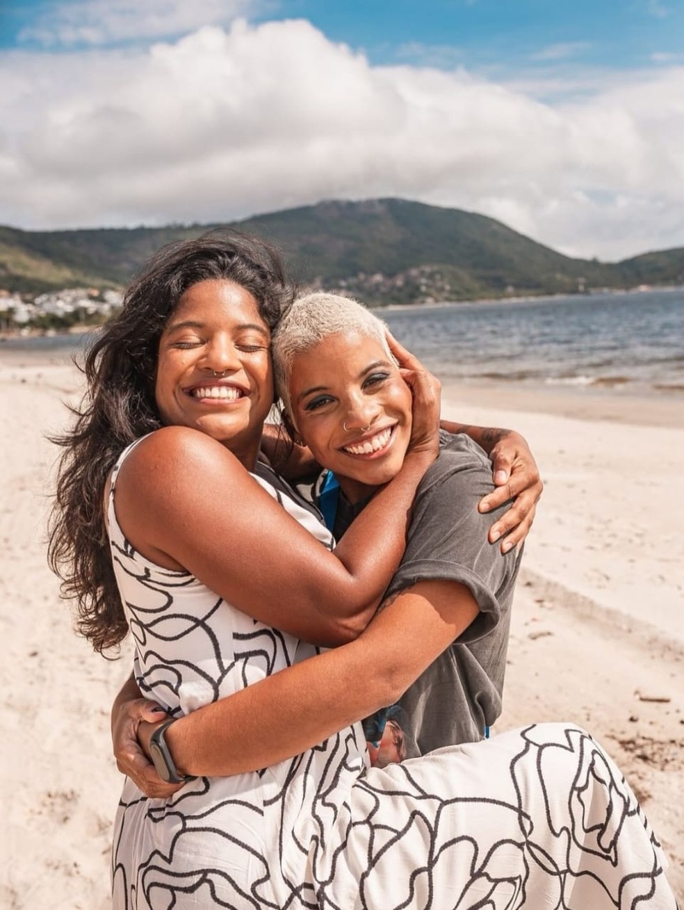 Mariana Marins, irmã de Juliana, se despede da irmã em post nas redes sociais — Foto: Reprodução/Redes sociais