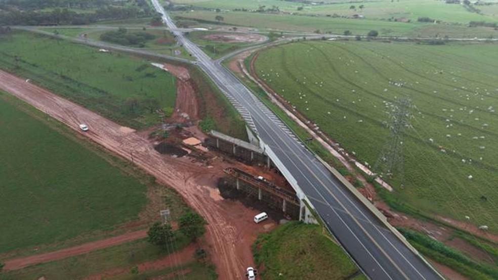 Trecho da Rodovia SP-284 é interditado totalmente para obras em Rancharia (SP) — Foto: Reprodução
