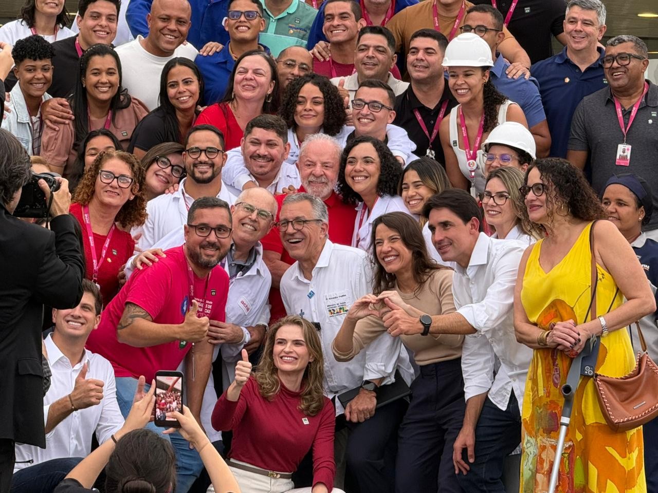 Em Pernambuco para ver o carnaval, Lula visita obra de fábrica que vai fornecer remédios ao SUS