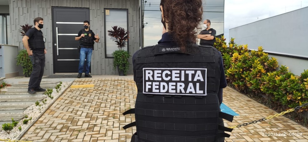 Apreensão recorde de cocaína camuflada em madeira pela Receita Federal na fronteira com Bolívia