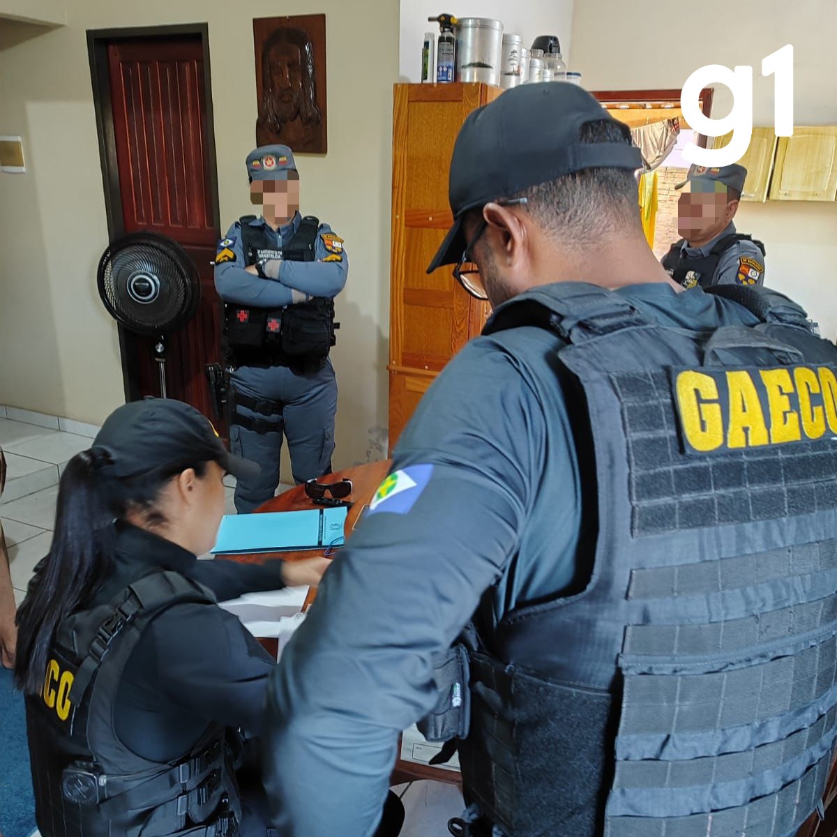 Policias penais e advogados são investigados por corrupção e lavagem de dinheiro em MT