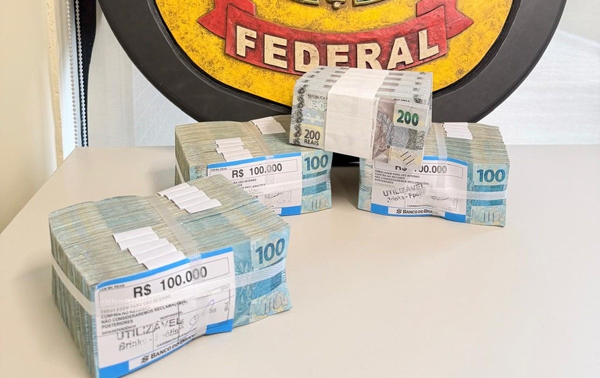 PF apreende R$ 500 mil com candidato em Florianópolis e pede investigação à Justiça Eleitoral