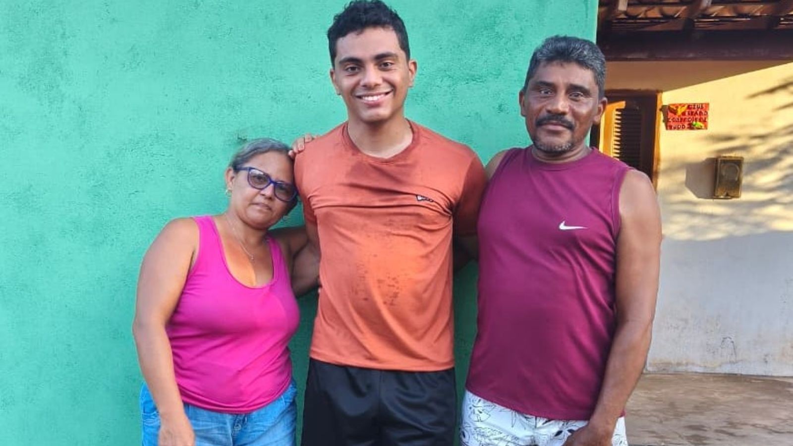 Filho de pedreiro e dona de casa aprovado em Medicina 🎓❤️