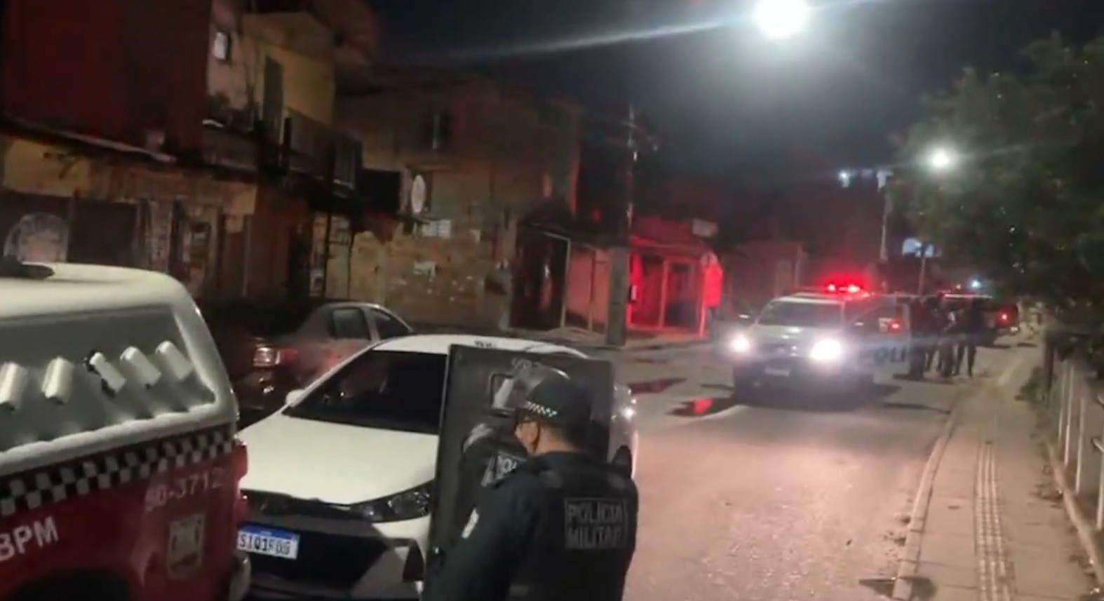 Criminosos fazem taxista refém e são presos após operação policial, em Belém