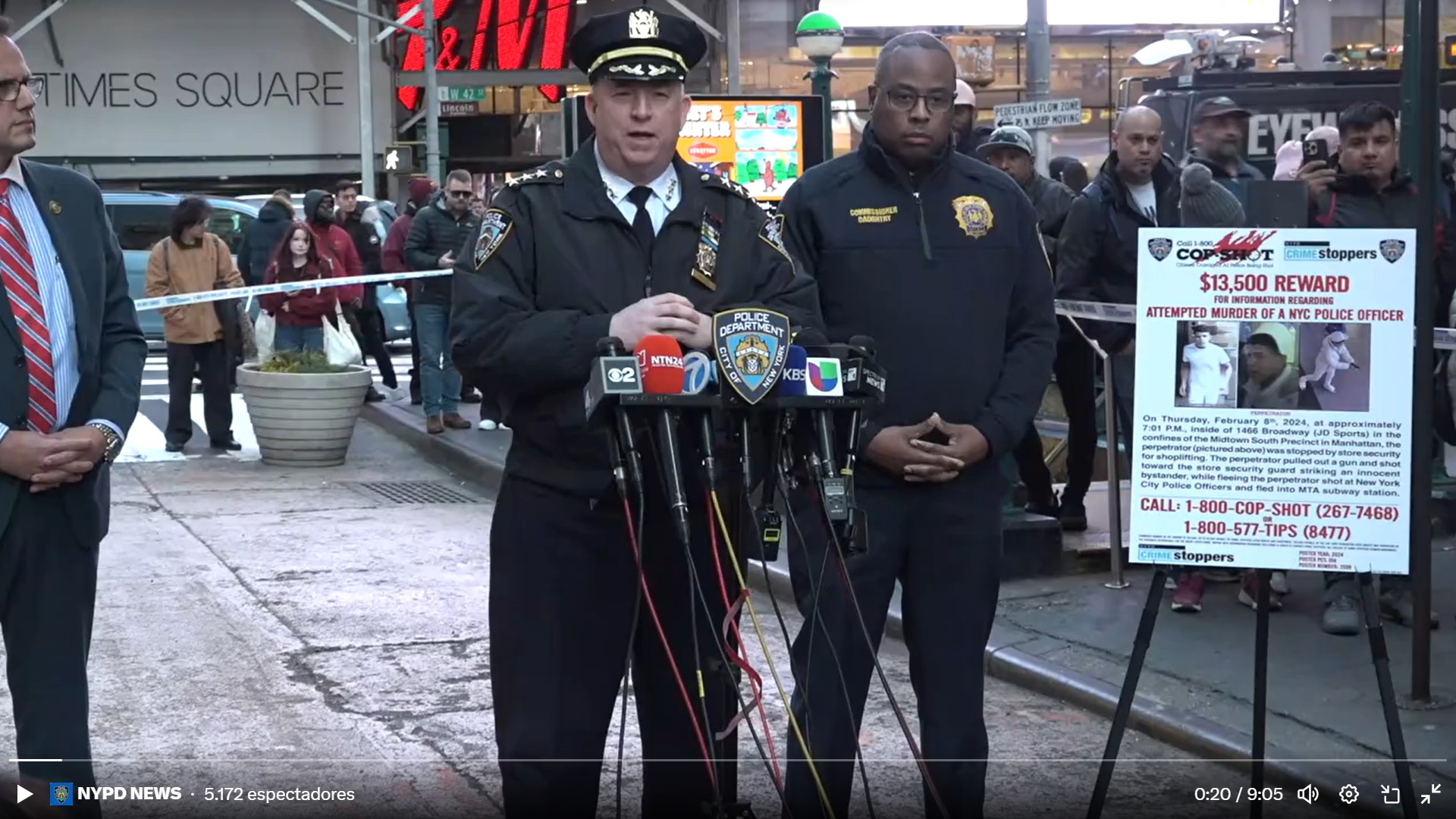 Turista brasileira é baleada durante assalto a loja na Times Square