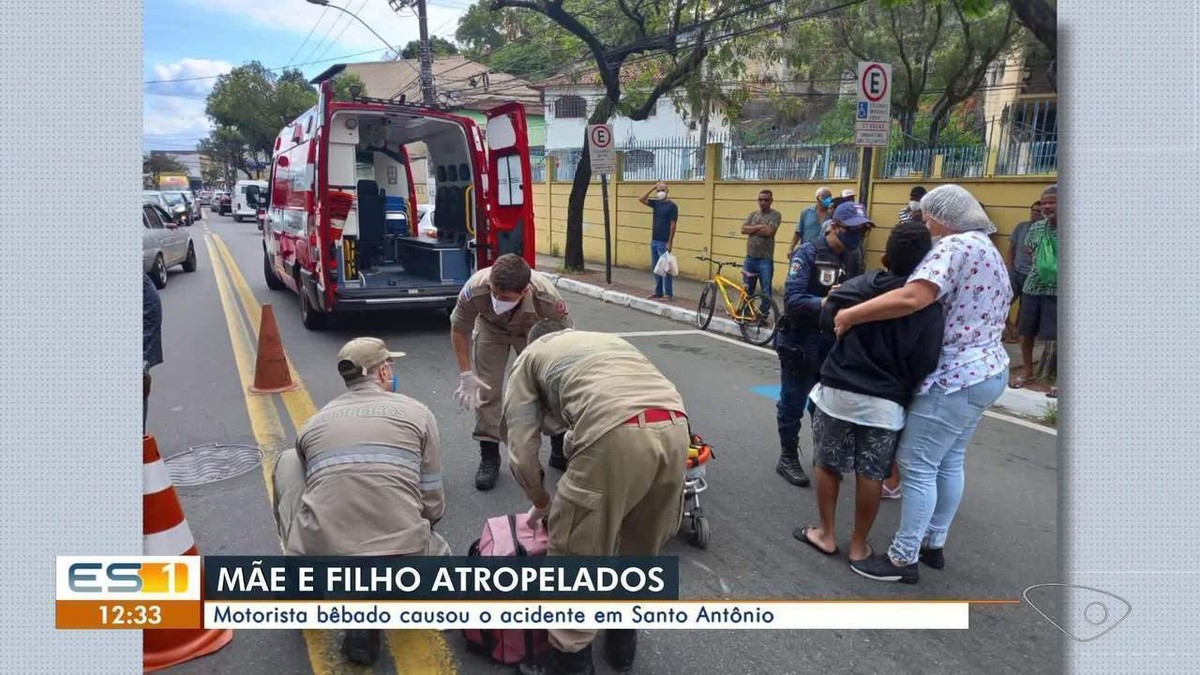 G1 - Motorista bate no carro da polícia e atropela militar na Grande  Vitória - notícias em Espírito Santo