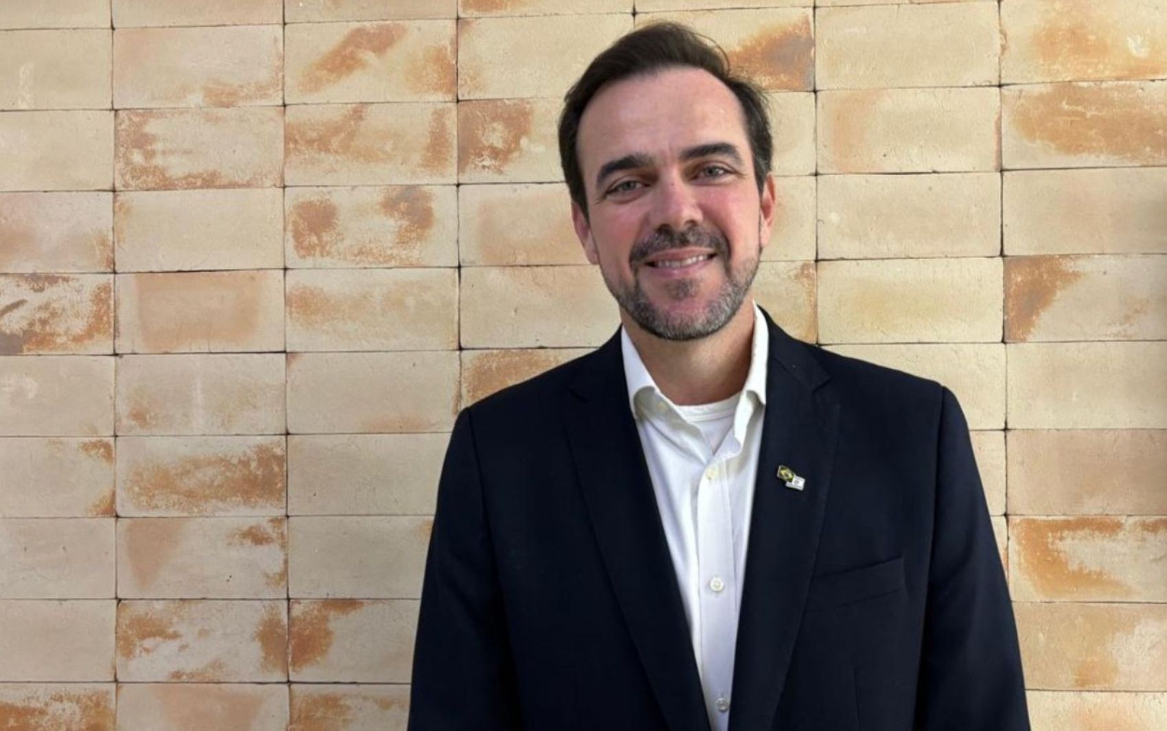 Qual é o número de Gustavo Mendanha (PRD) para o Senado em Goiás?