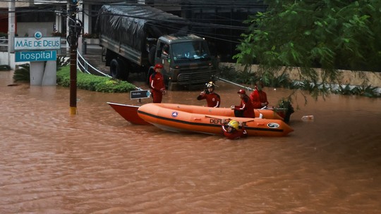 TEMPO REAL: acompanhe as últimas notícias sobre as enchentes - Foto: (REUTERS/Diego Vara)