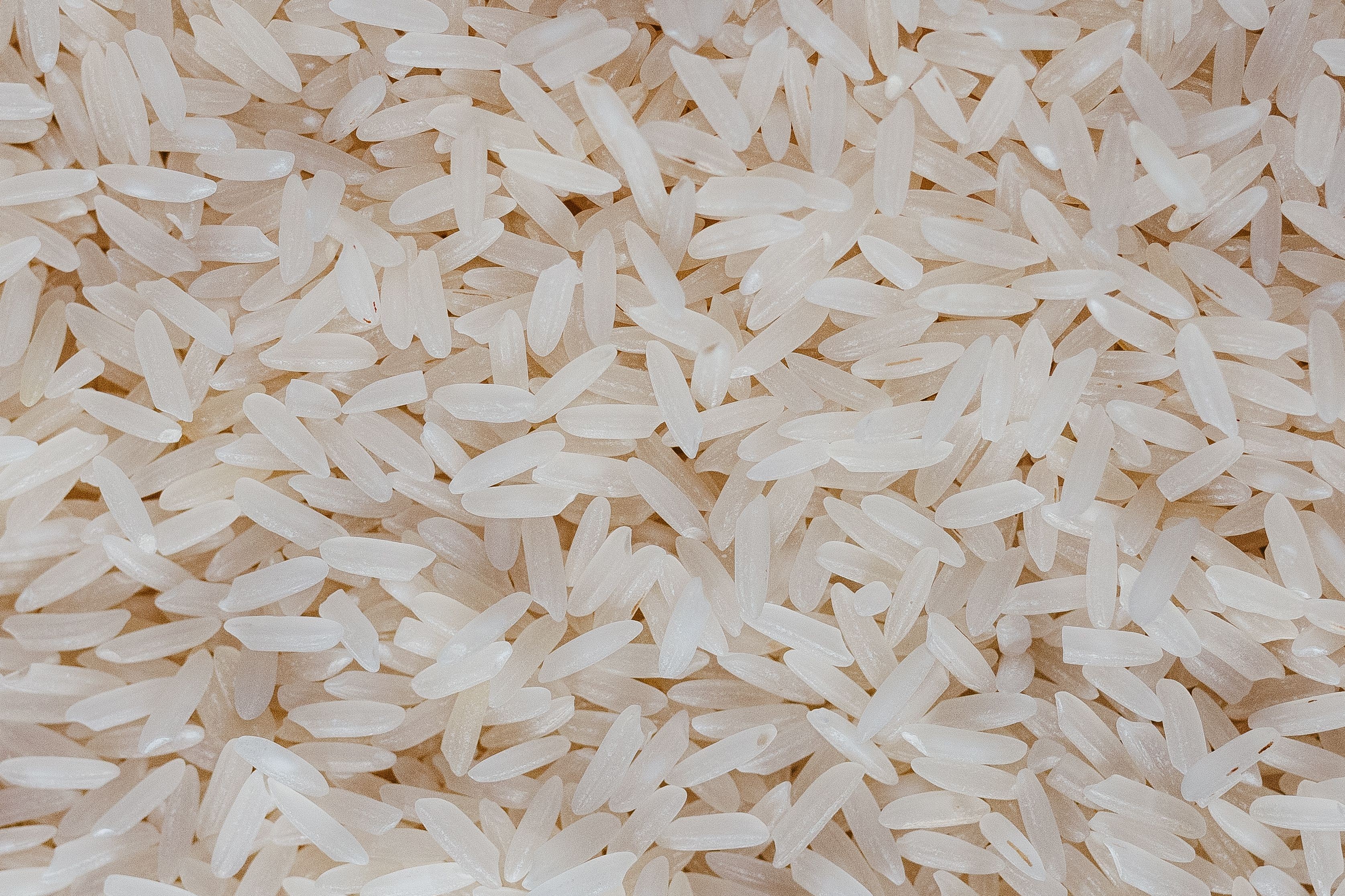 Briga por pacote de arroz termina com homem ferido a golpes de machado em MG