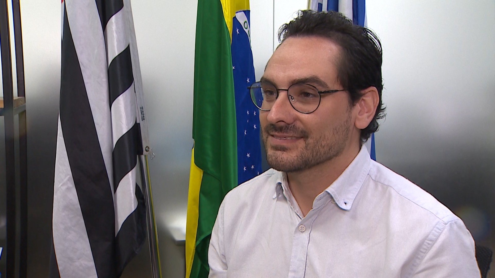 Justiça condena vereador de São José dos Campos por vídeo com encenação de propina envolvendo servidor