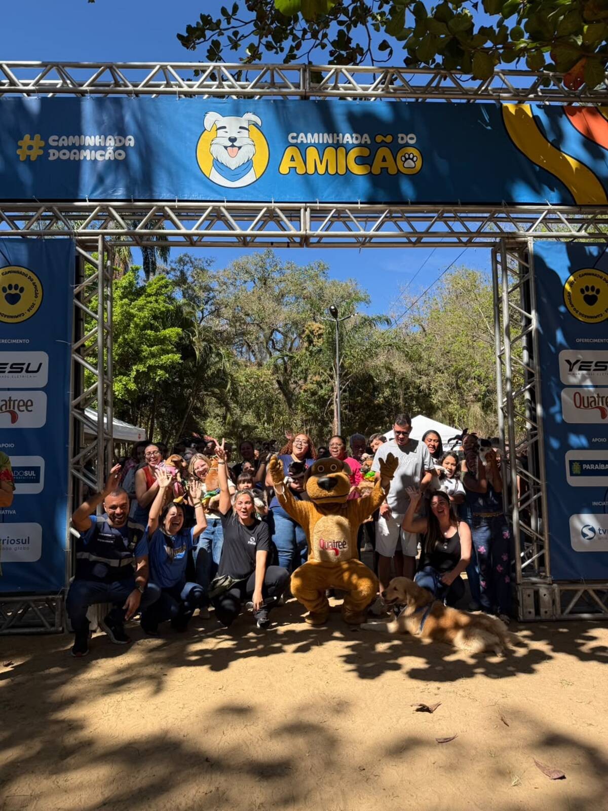 'Caminhada do Amicão' reúne famílias e pets pela primeira vez em Paraíba do Sul; veja fotos