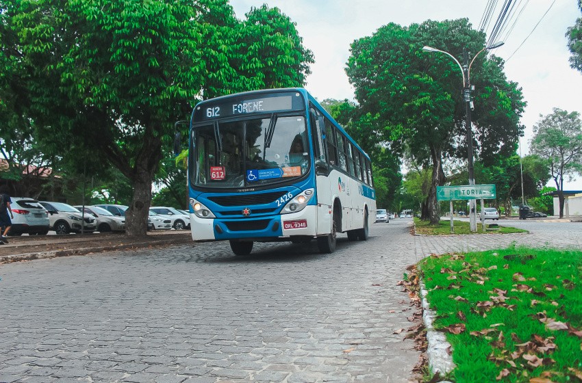 Novo ônibus vai circular dentro da Ufal a partir de segunda-feira; veja linhas que não vão mais entrar no campus
