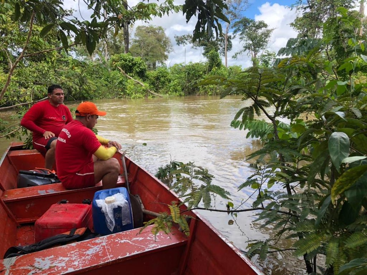 Bombeiros Encerram Buscas Por Criança Desaparecida Após Náufrago De Canoa Em Rr Roraima G1 