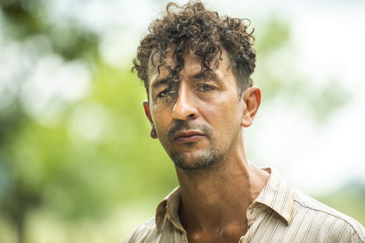 Irandhir Santos sofre queda de cavalo durante gravações de 'Pantanal' TV e Séries G1