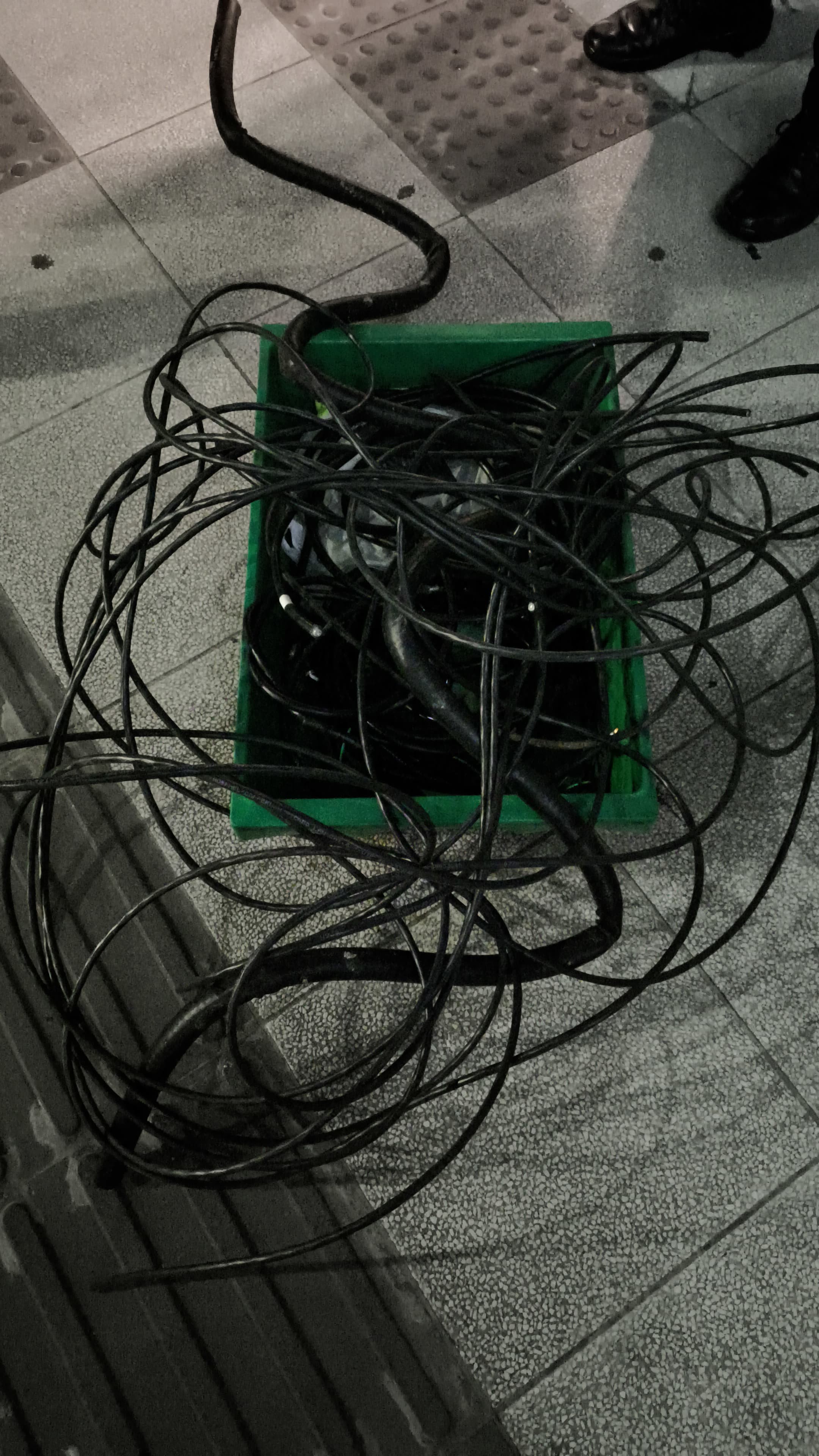 Homem é preso após furtar fiação da antena do Aeroporto de Viracopos, em Campinas