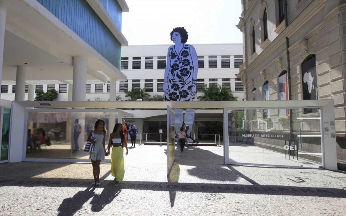 Escultura de Marielle será inaugurada na UERJ na segunda-feira (28)