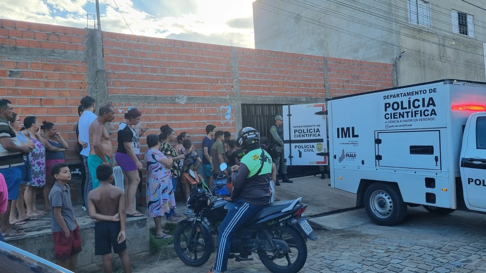 Jovem cadeirante morre em incêndio em casa na Zona Sul de Teresina