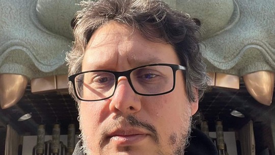 Cineasta morto em acidente aéreo no MS foi indicado ao Emmy Internacional por série sobre tragédia da Chapecoense - Luiz Fernando Feres da Cunha Ferraz estava na aeronave que caiu na zona rural de Aquidauana, em MS.