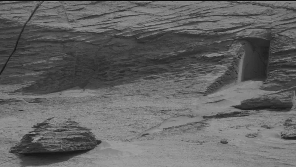 Registro enviado em maio de 2022 pela sonda Curiosity levantou questões a formação rochosa em Marte. — Foto: Nasa