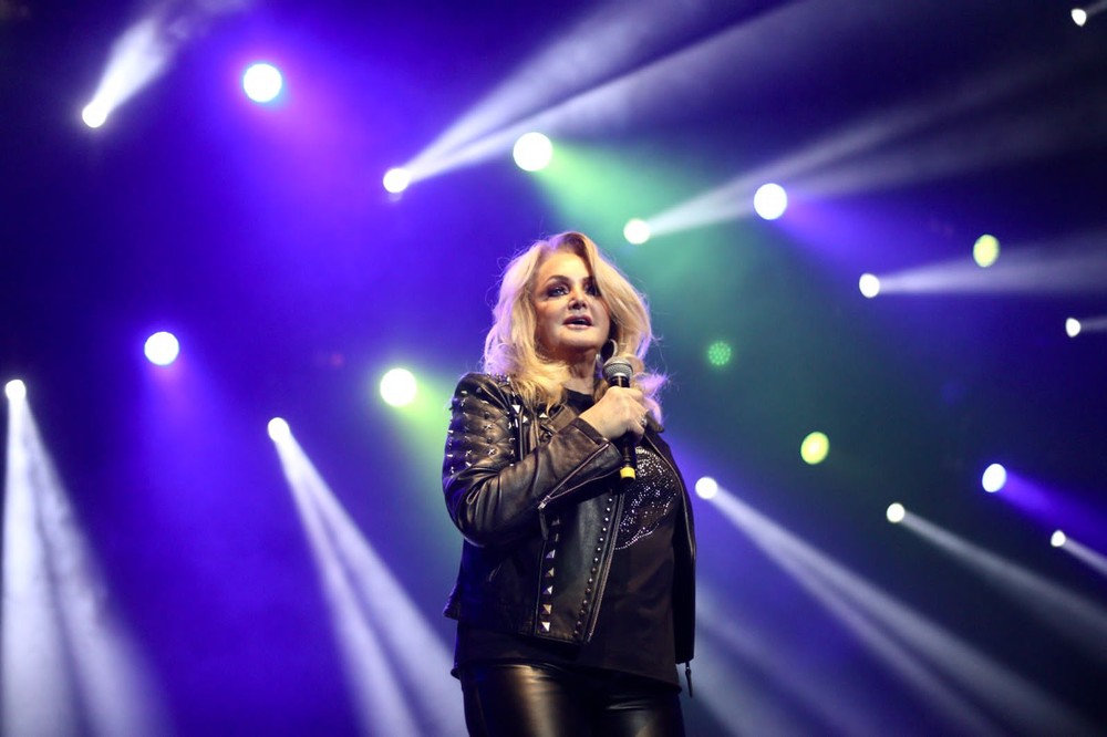 Cantora Bonnie Tyler morre aos 75 anos após complicações de uma apendicite em Portugal