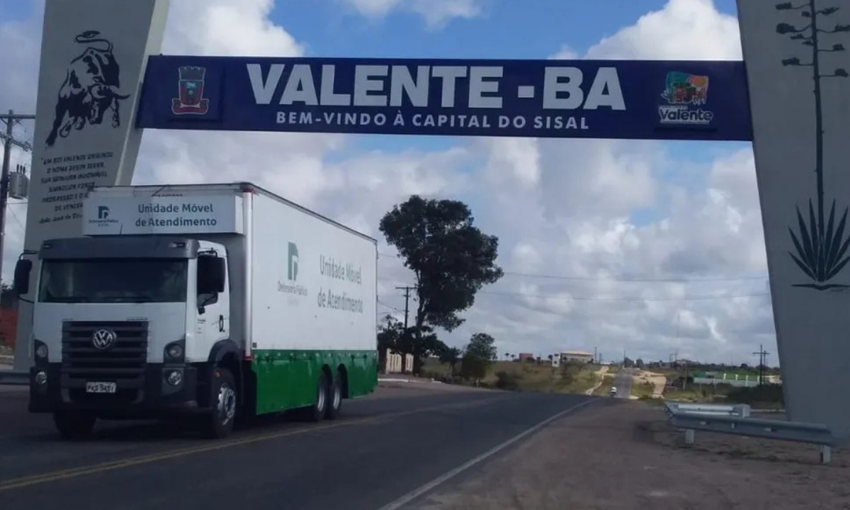 Mulher condenada por matar vizinha a tiros após discussão por volume de som é presa na Bahia
