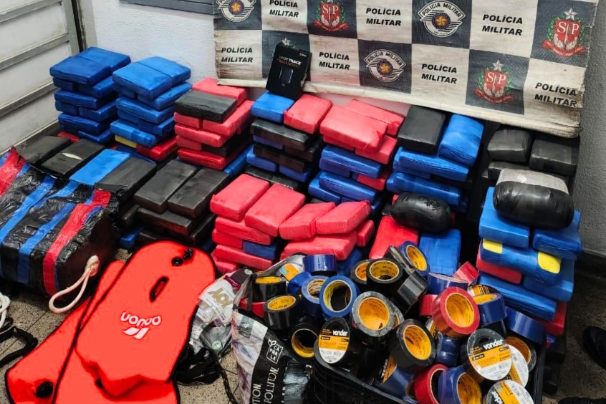 PM apreende quase 300 kg de cocaína avaliada em R$ 32 milhões após denúncia em SP