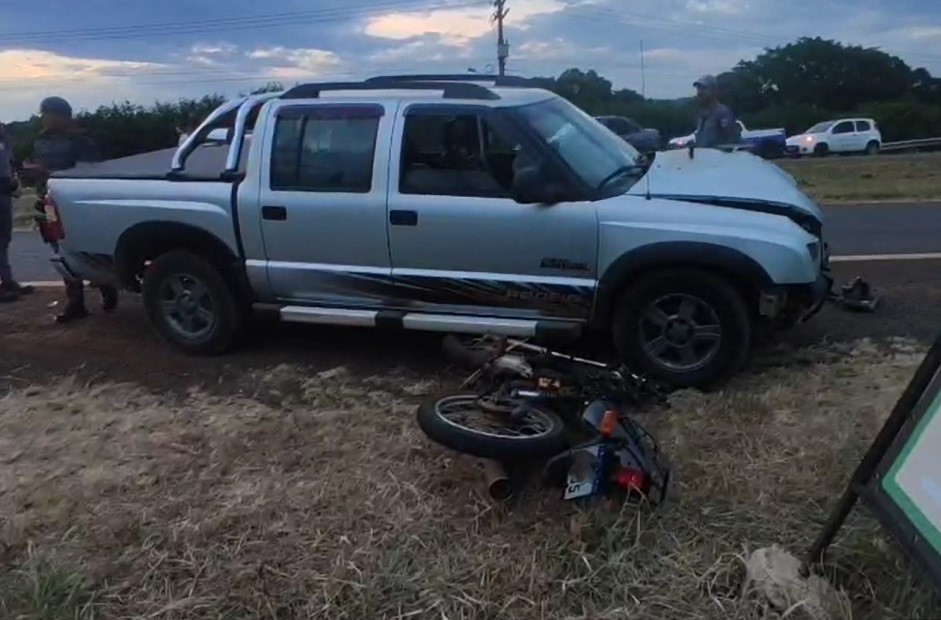 Motociclista morre após bater contra caminhonete em rodovia que liga Limeira a Iracemápolis  