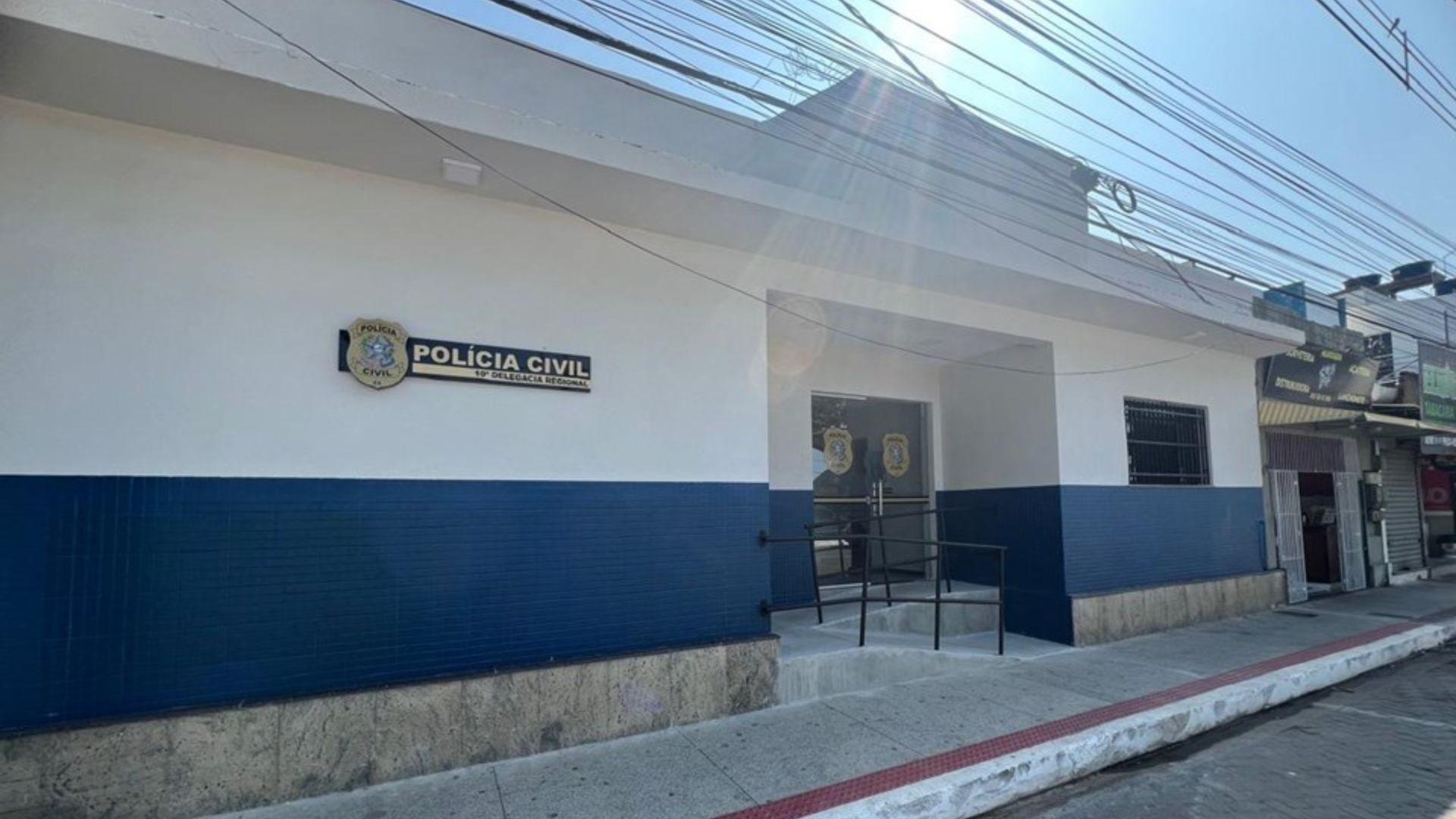 Pastor é preso por fazer cultos em banheiro de igreja e sessões de hipnose para estuprar adolescentes no ES