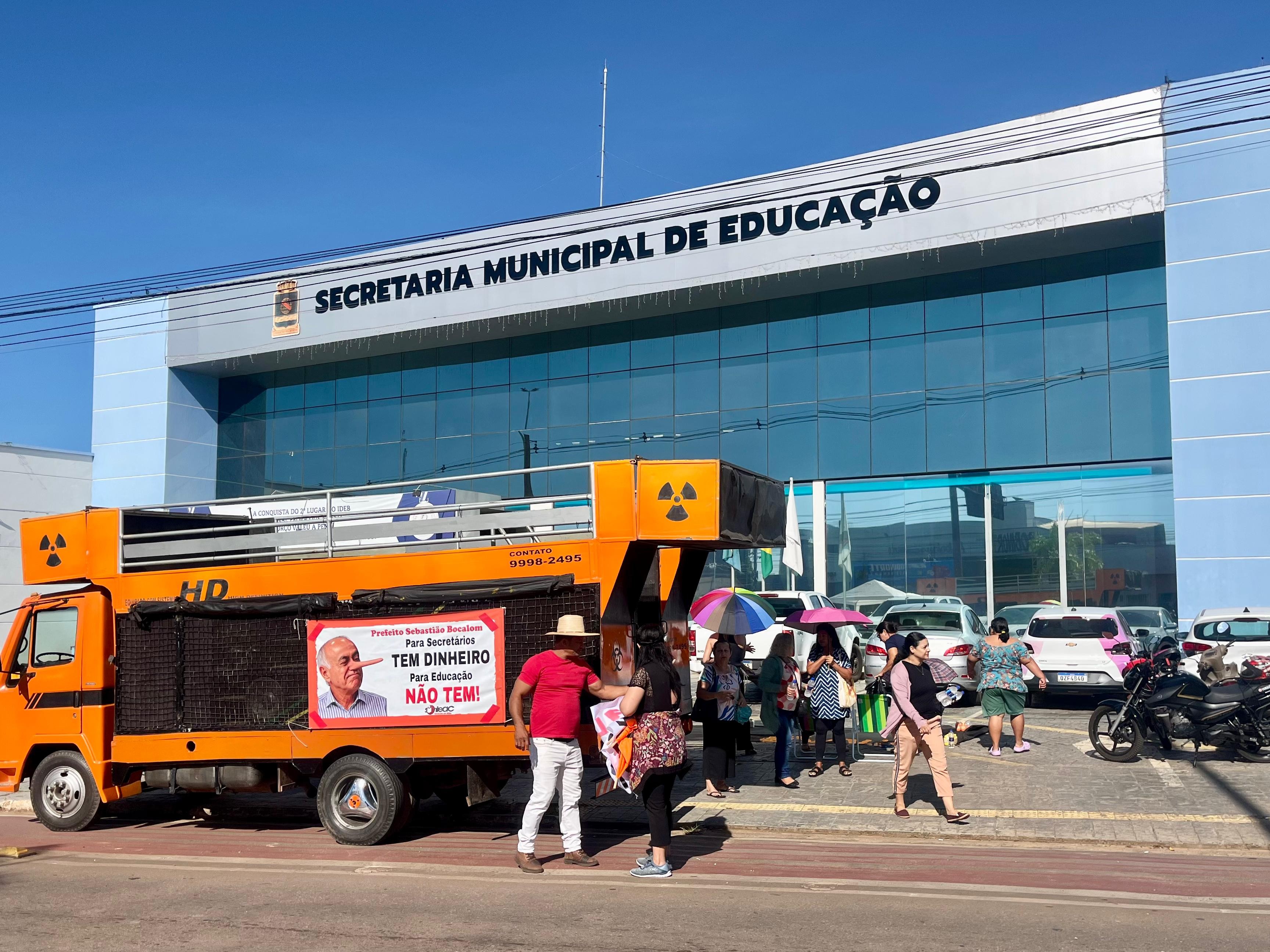 Justiça do AC determina suspensão imediata da greve dos servidores da Educação de Rio Branco
