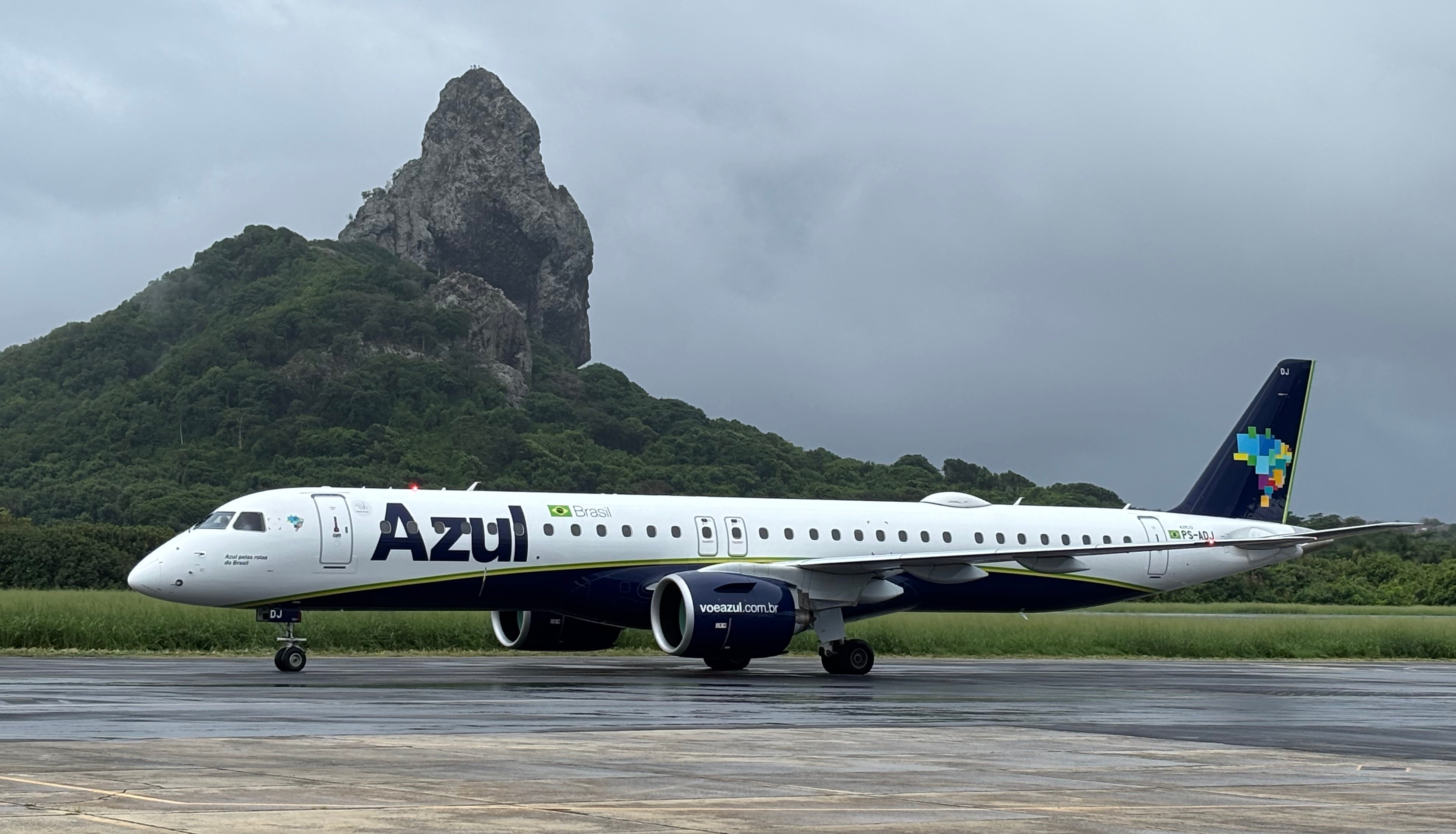 Aeroporto de Fernando de Noronha tem voos atrasados e cancelados após chuva