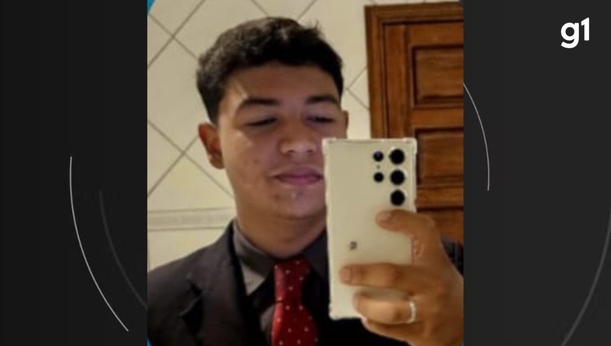 Jovem morre após moto passar por brita e cair em obra sem sinalização em Montes Claros