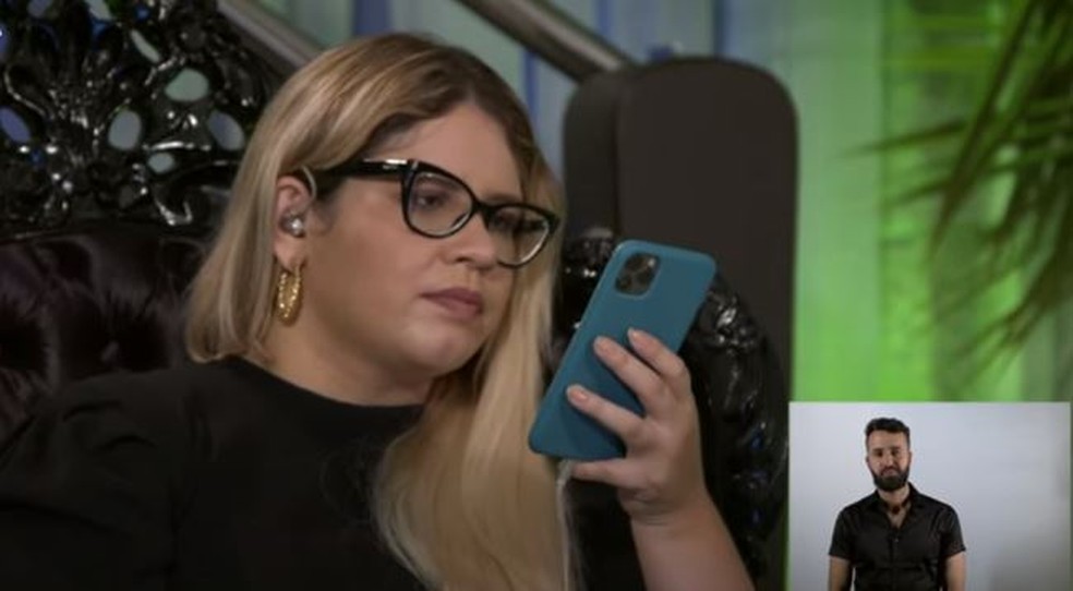 Marília Mendonça durante live, em 2020 — Foto: Reprodução/YouTube