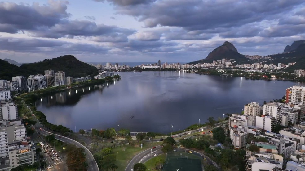 Amanhecer na Lagoa Rodrigo de Freitas — Foto: Reprodução/TV Globo