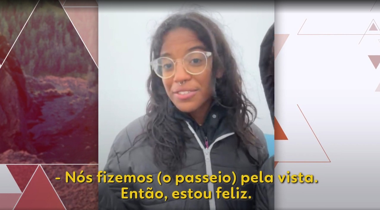 Morte de Juliana Marins: Vídeo mostra brasileira no topo de montanha antes de cair em trilha de vulcão 