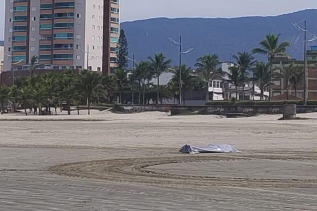 Corpo de jovem encontrado com marcas de mordida humana em praia do litoral de SP é sepultado em Dracena