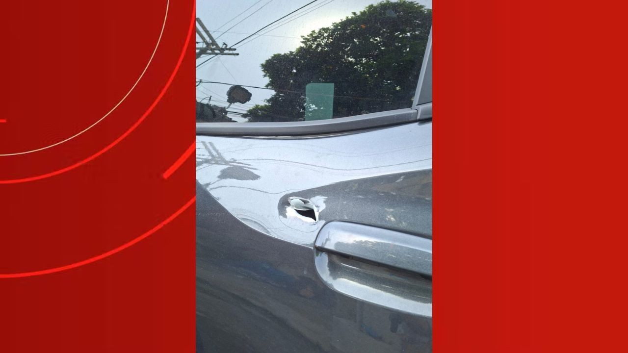 Homem é morto a tiros dentro de carro ao chegar em casa na Zona Leste de Manaus