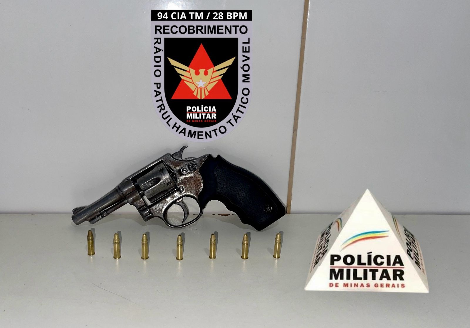 Menor de 16 anos suspeito de pelo menos 7 atos infracionais análogos aos crimes de tentativa de homicídio e homicídio é detido em Unaí