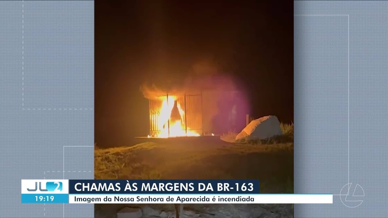 Incêndio destrói imagem de Nossa Senhora Aparecida às margens da BR-163 no Pará