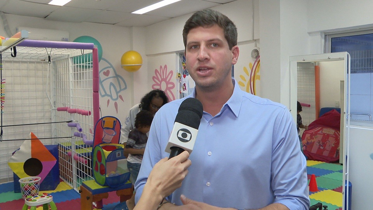 João Campos promete criar centros TEA em todas as regiões de Pernambuco