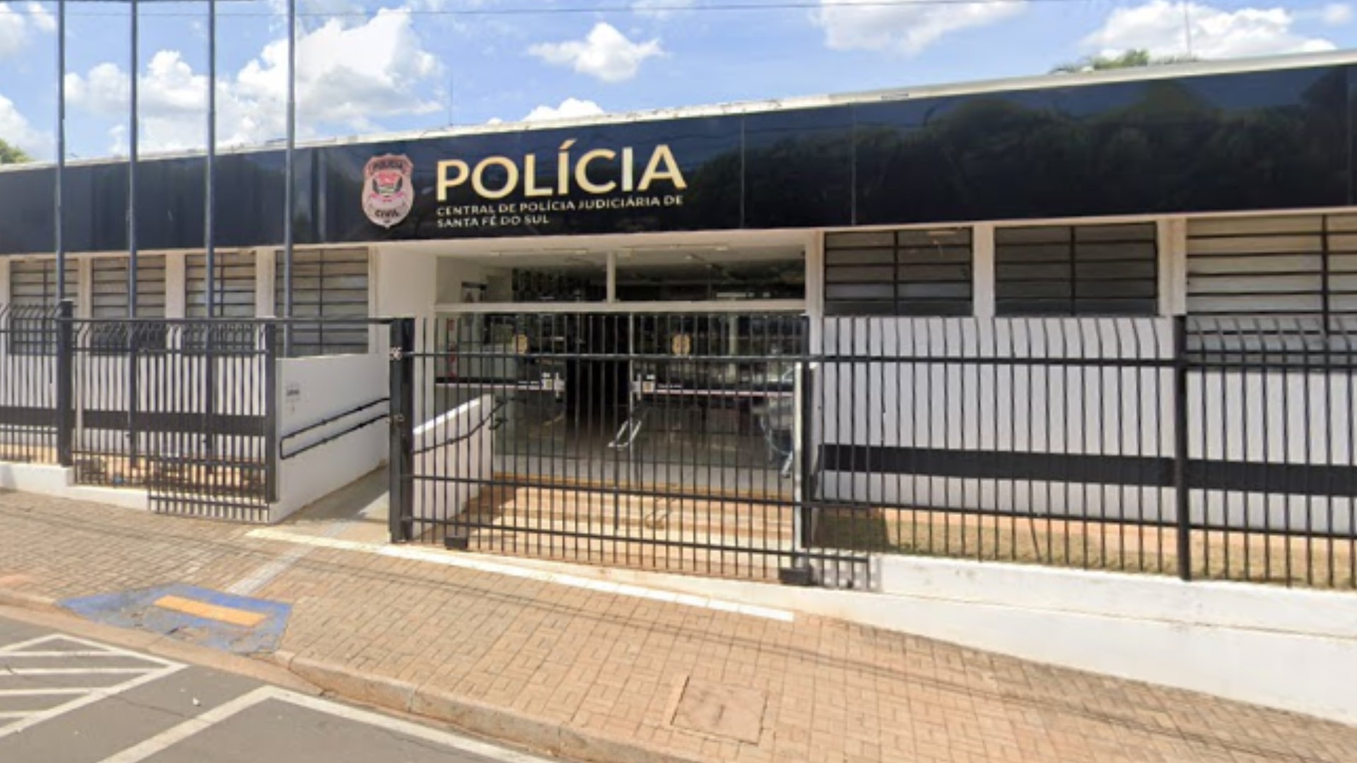 Adolescente é encontrada morta em casa e com marcas de tiros no interior de SP; marido foi preso
